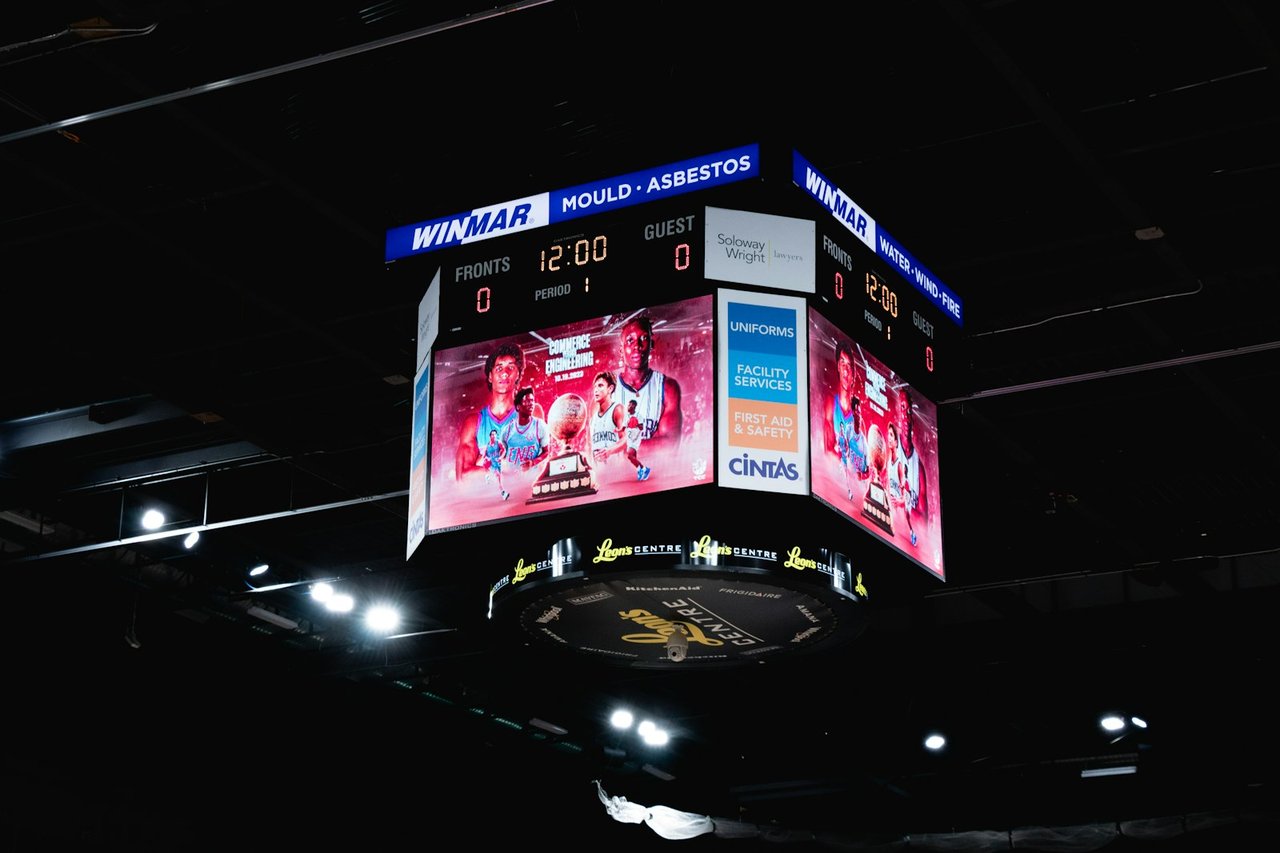 Western Conference Landscape Reveals Champions and Rebuilders at Season Quarter Mark
