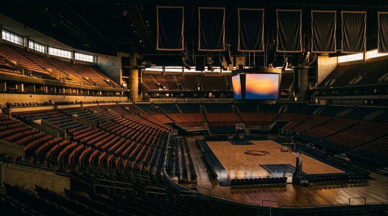 LeBron James Harbored Draft Dream to Join Knicks, Even Negotiated Nike Bonus for MSG